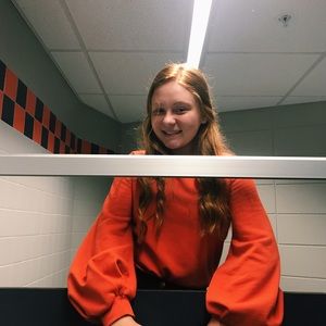 Meet your Posher, Chloe